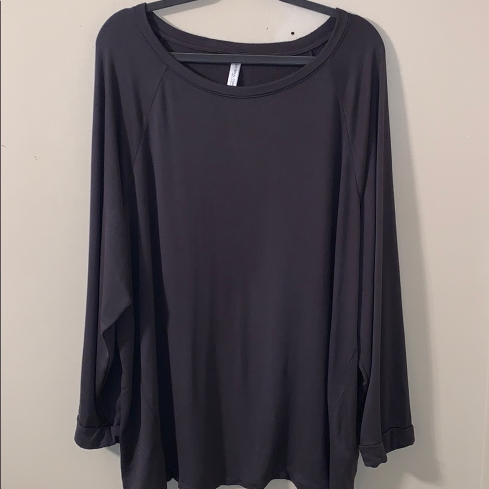 Grey soft long sleeve shirt